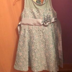 Girl dress